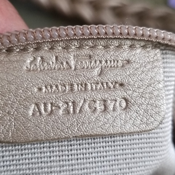 🆕️ Nude Pink Salvatore Ferragamo Purse - Picture 6 of 8